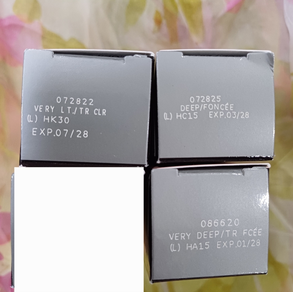 Mary Kay CC Cream - Shades Collection 3 NEW - Picture 2 of 2